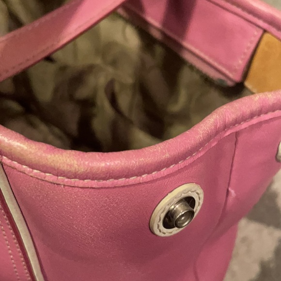 Coach Hamptons Collection Pink Leather Tote with White Stitching - Picture 11 of 12